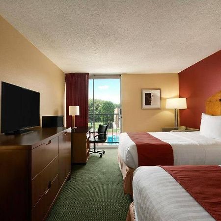 Baymont By Wyndham Salem Roanoke Area Hotel Exterior photo